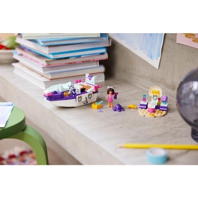 LEGO Gábinin kouzelný domek - Gábi a Rybočka na luxusní lodi