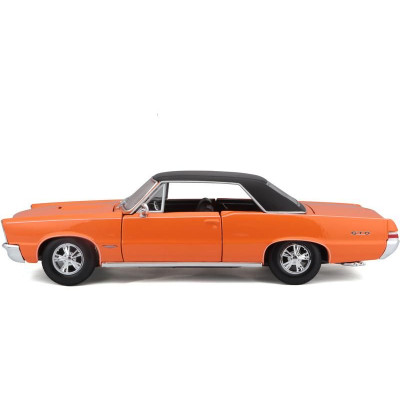 Maisto Pontiac GTO 1965 1:18 oranžová