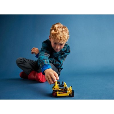 LEGO Technic - Výkonný buldozer