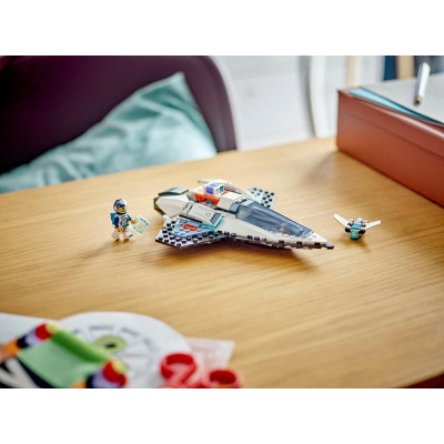 LEGO City - Mezihvězdná vesmírná loď